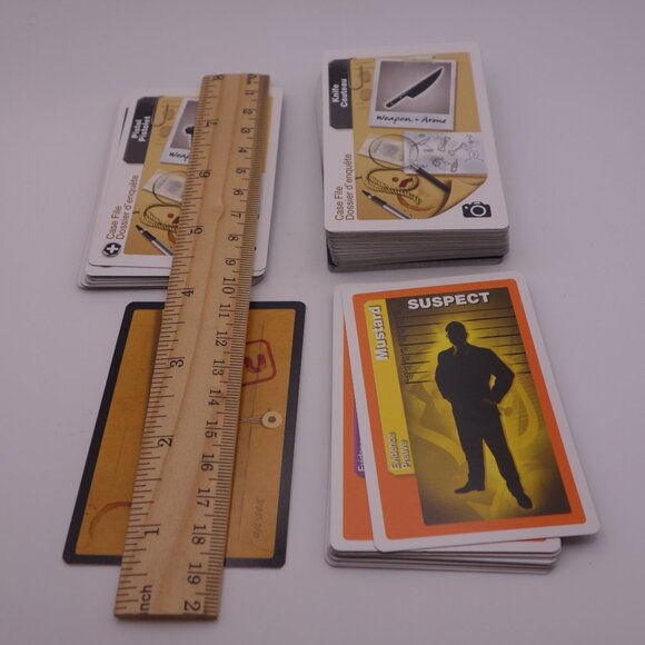 2010 HASBRO CLUE SUSPECT CARD GAME C27471 Made in USA 53569 56813 786C2C27471FB - Picture 11 of 12